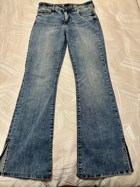 KUT From The Kloth Ana High Rise Ab Fab Flare Jeans- Medium Distressed Wash- 4R